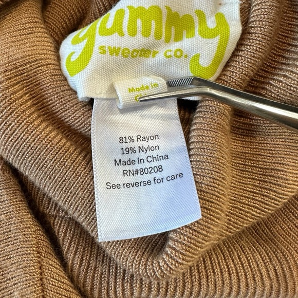 Yummy Sweater Co. Camel Color‎ Turtleneck Knit Shrug XS - Picture 6 of 9